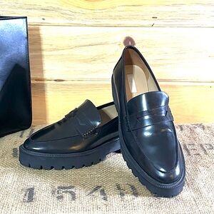 Leather Loafer - Lug Sole - H&M - Black - Wmn’s 8.5 - EU 40 - Preppy Style